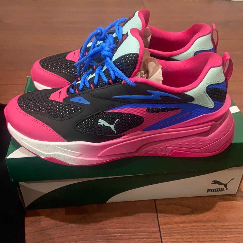 Puma RS fast-Intl women’s size 9 sneakers brand new, original packing included